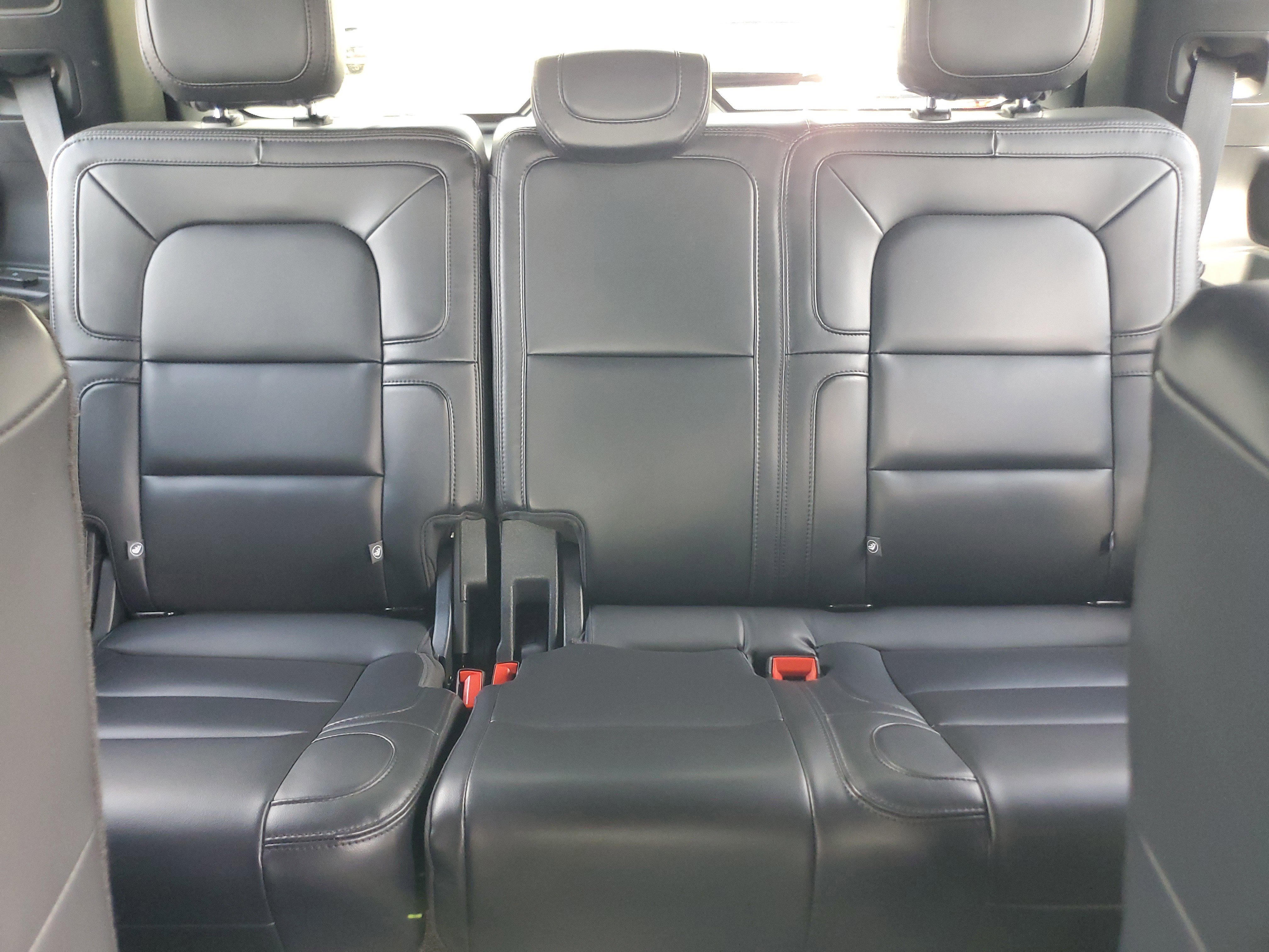 Certified 2023 Lincoln Navigator Reserve AWD/4WD image 20