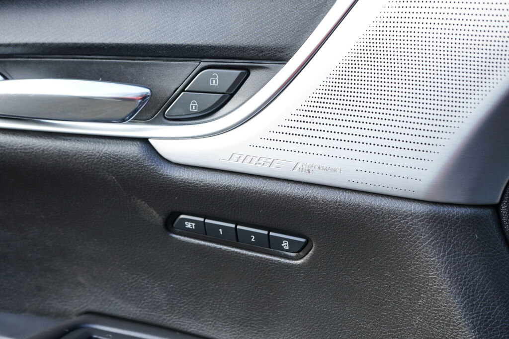 Used 2020 Cadillac XT6 Premium Luxury w/ Platinum Package image 17