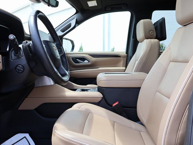 Used 2024 Chevrolet Tahoe Premier w/ Advanced Technology Package AWD/4WD image 27