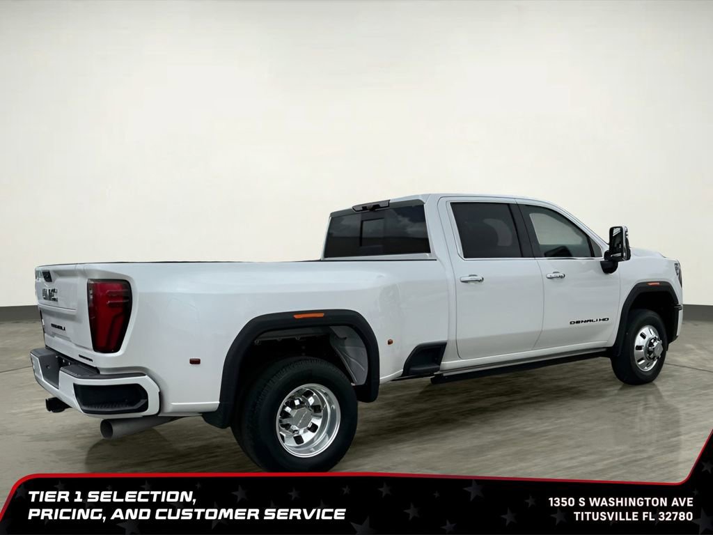 Used 2024 GMC Sierra 3500 Denali Ultimate AWD/4WD image 2