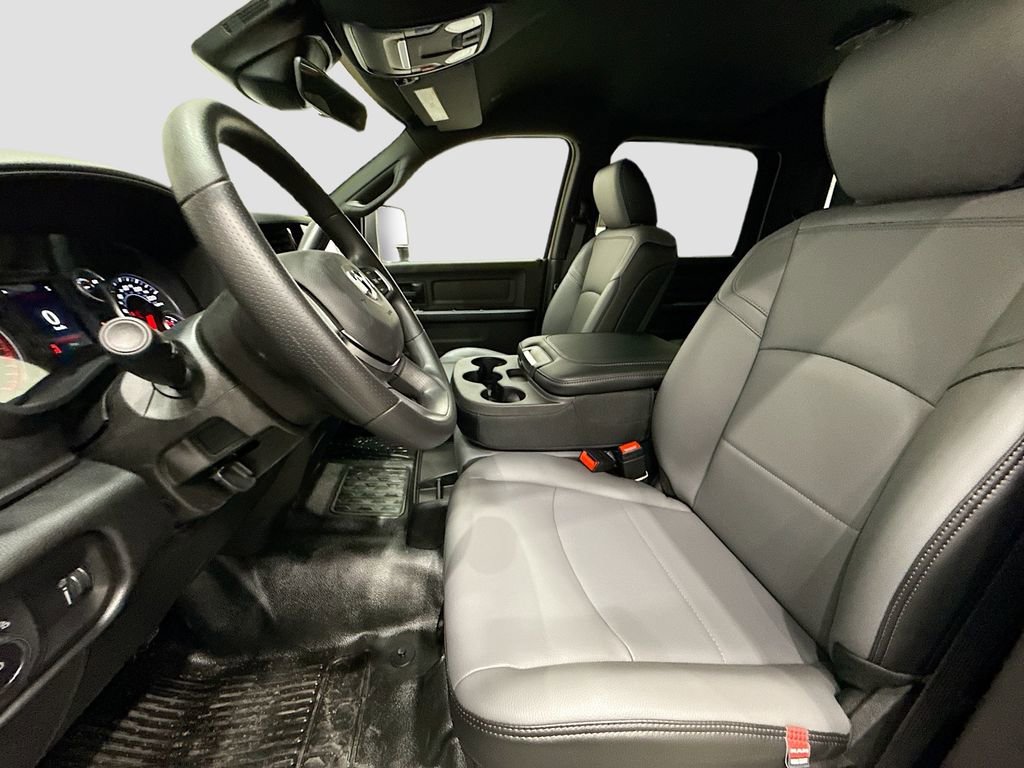 New 2026 RAM 5500 Tradesman w/ Chrome Appearance Group image 10