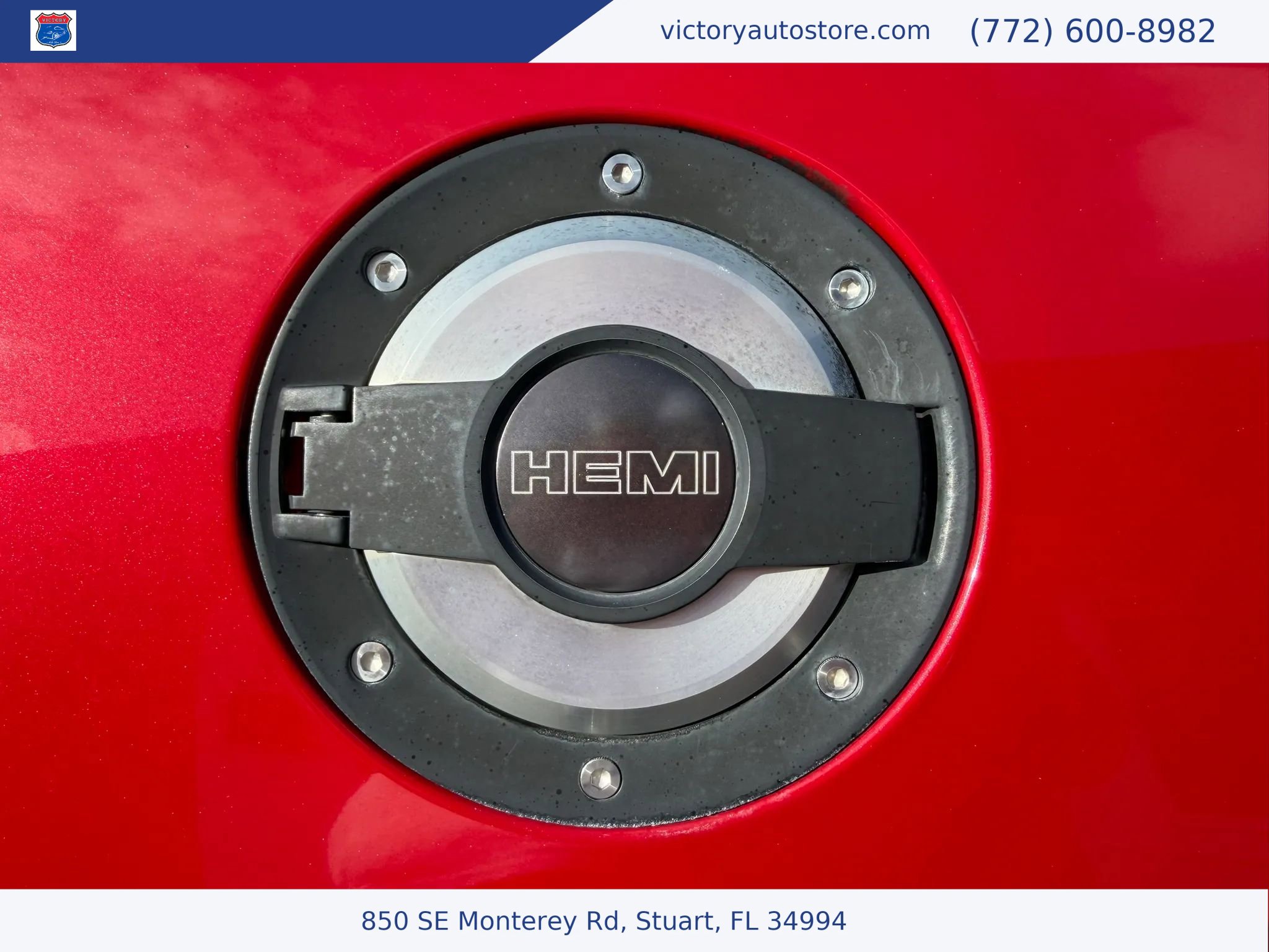 Used 2012 Dodge Challenger R/T RWD image 12
