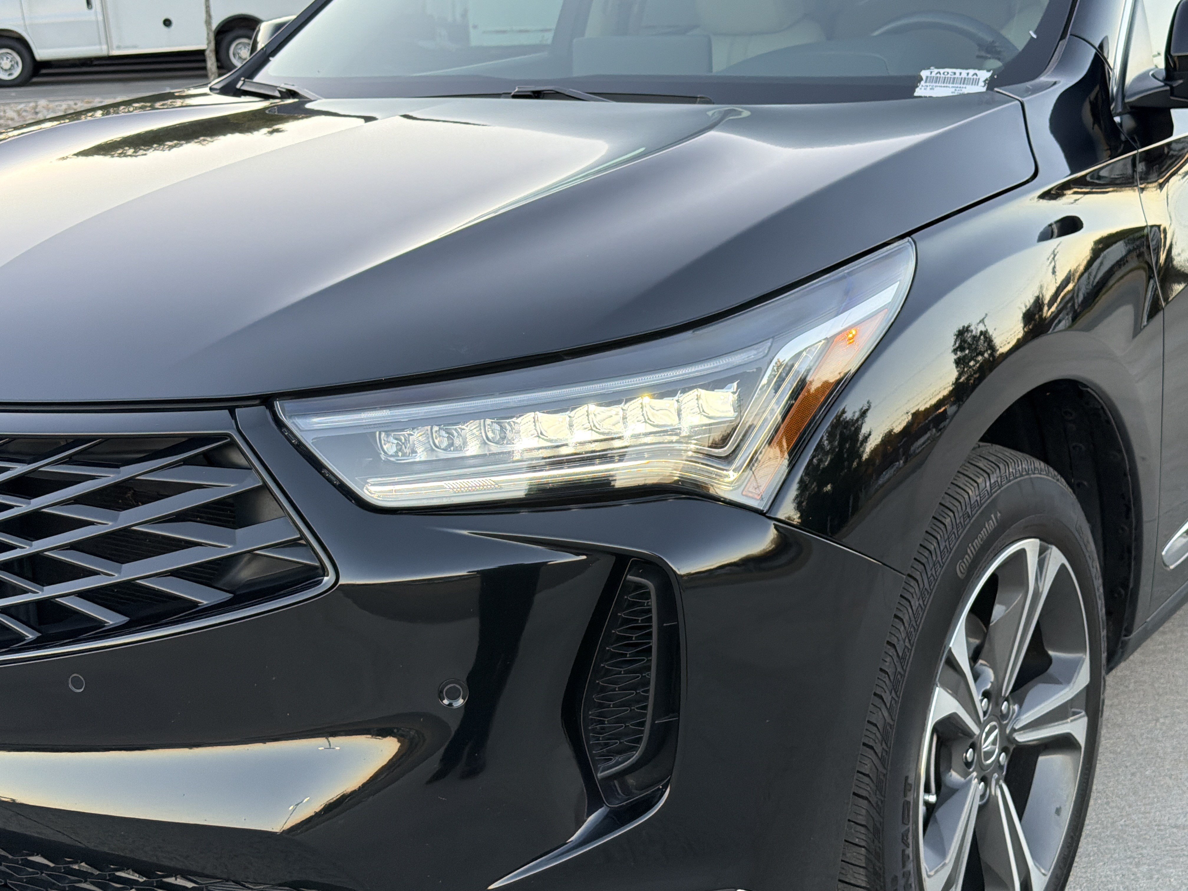 Certified 2025 Acura RDX w/ Technology Package AWD/4WD image 6