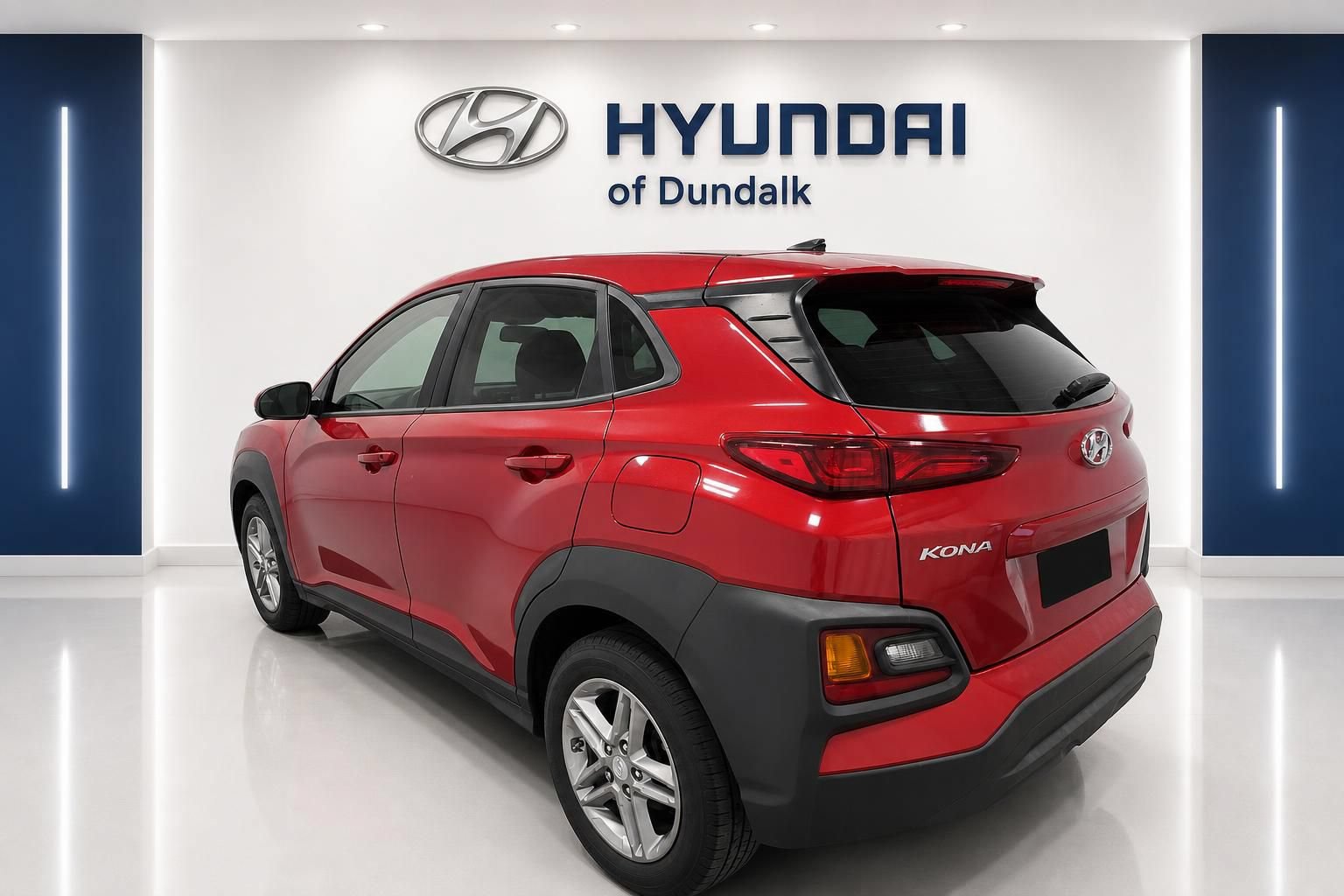 Used 2018 Hyundai Kona SE FWD image 2
