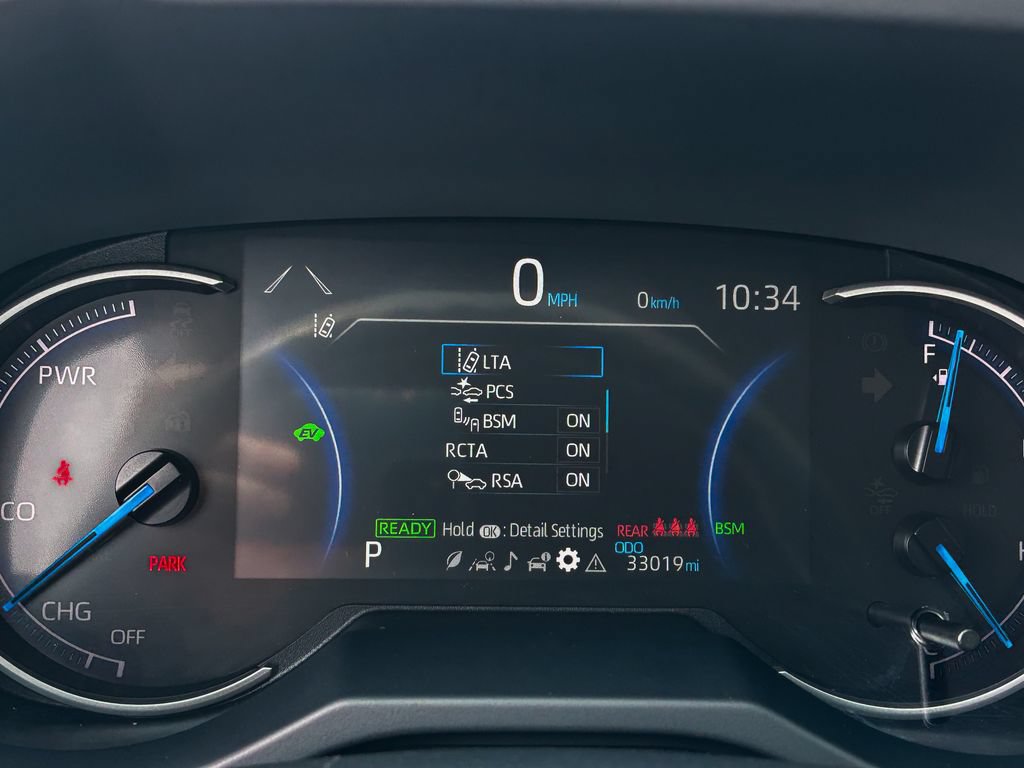 Used 2025 Toyota RAV4 XLE AWD/4WD image 28