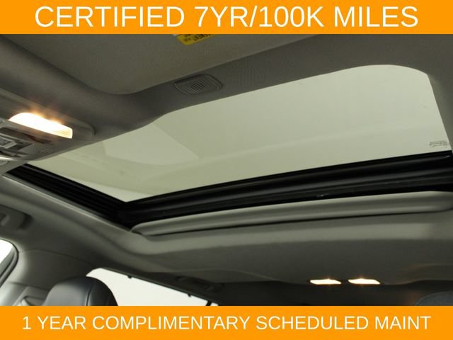 Used 2023 Toyota Highlander XLE AWD/4WD image 28