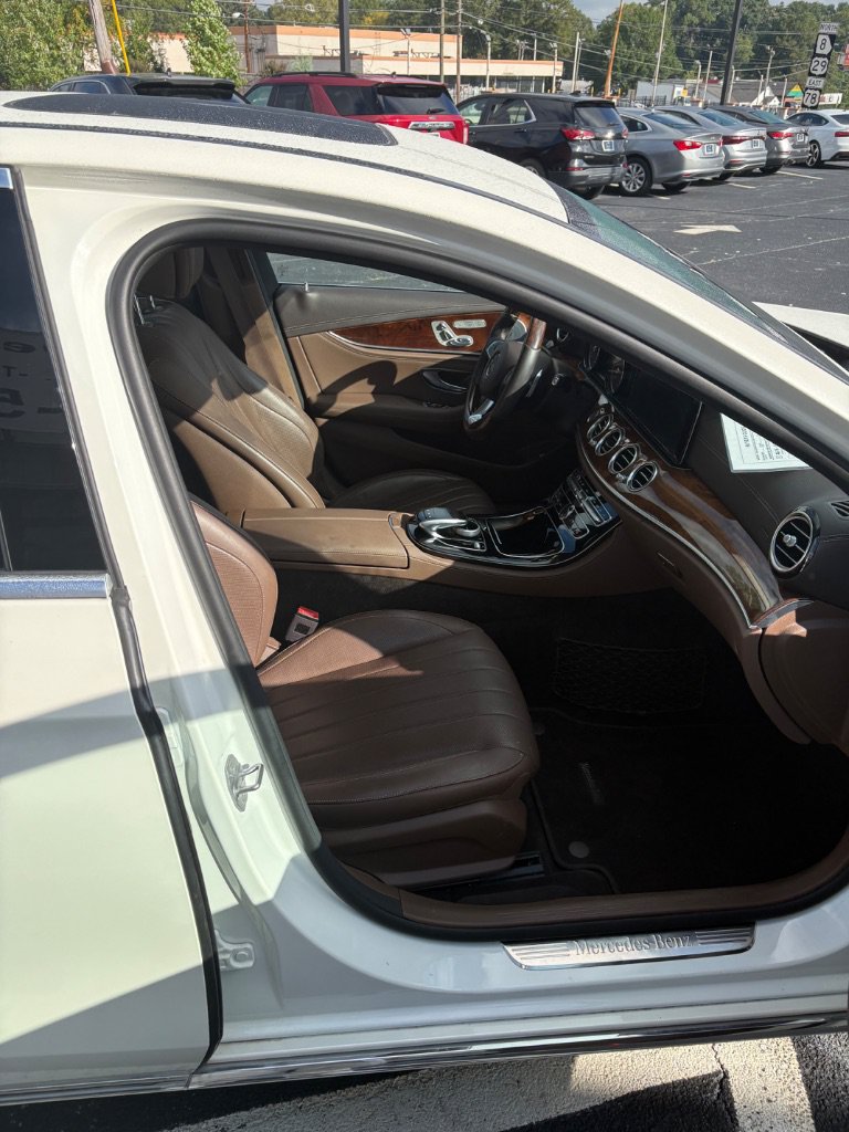 Used 2018 Mercedes-Benz E 300 image 29