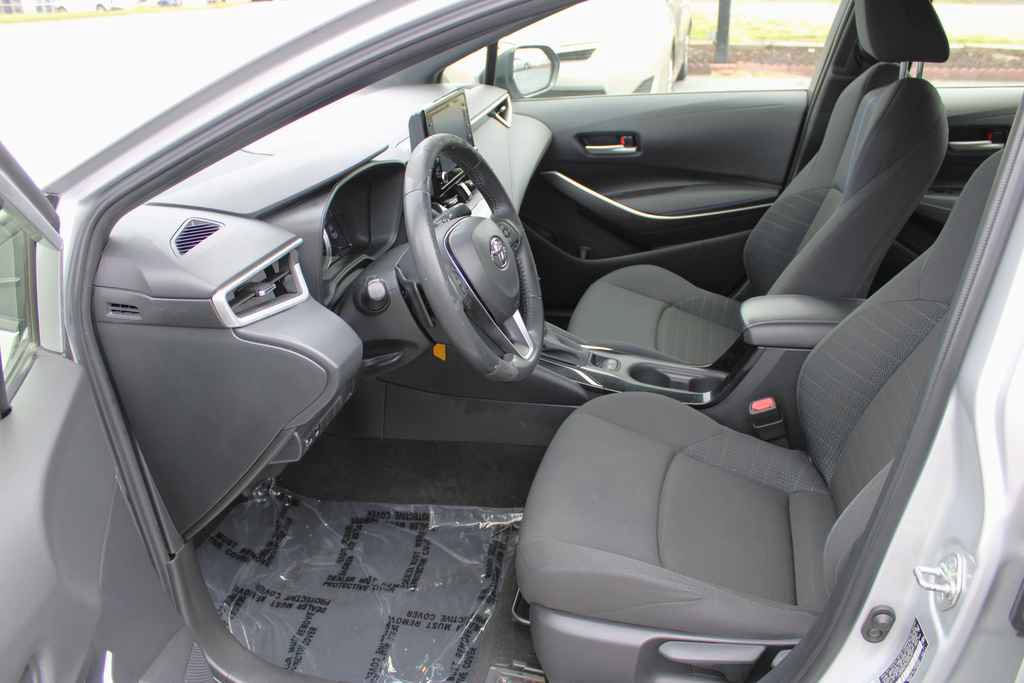 Used 2022 Toyota Corolla SE FWD image 9