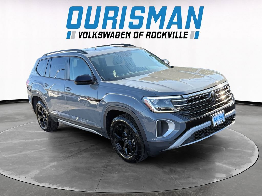 Used 2025 Volkswagen Atlas Peak Edition SE