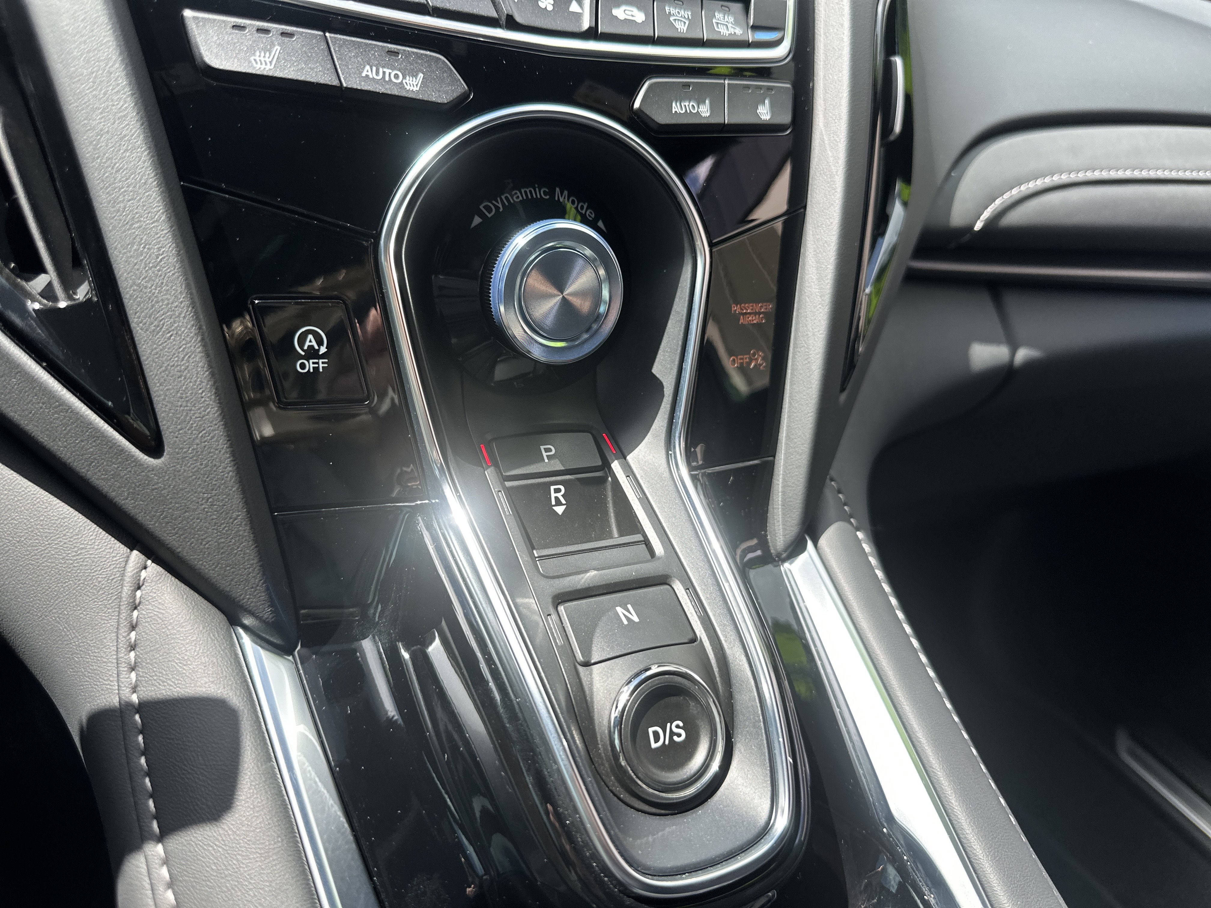 Used 2026 Acura RDX SH-AWD image 19