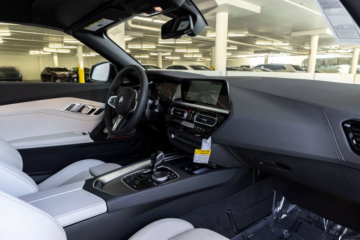 New 2026 BMW Z4 sDrive30i w/ Premium Package RWD image 25