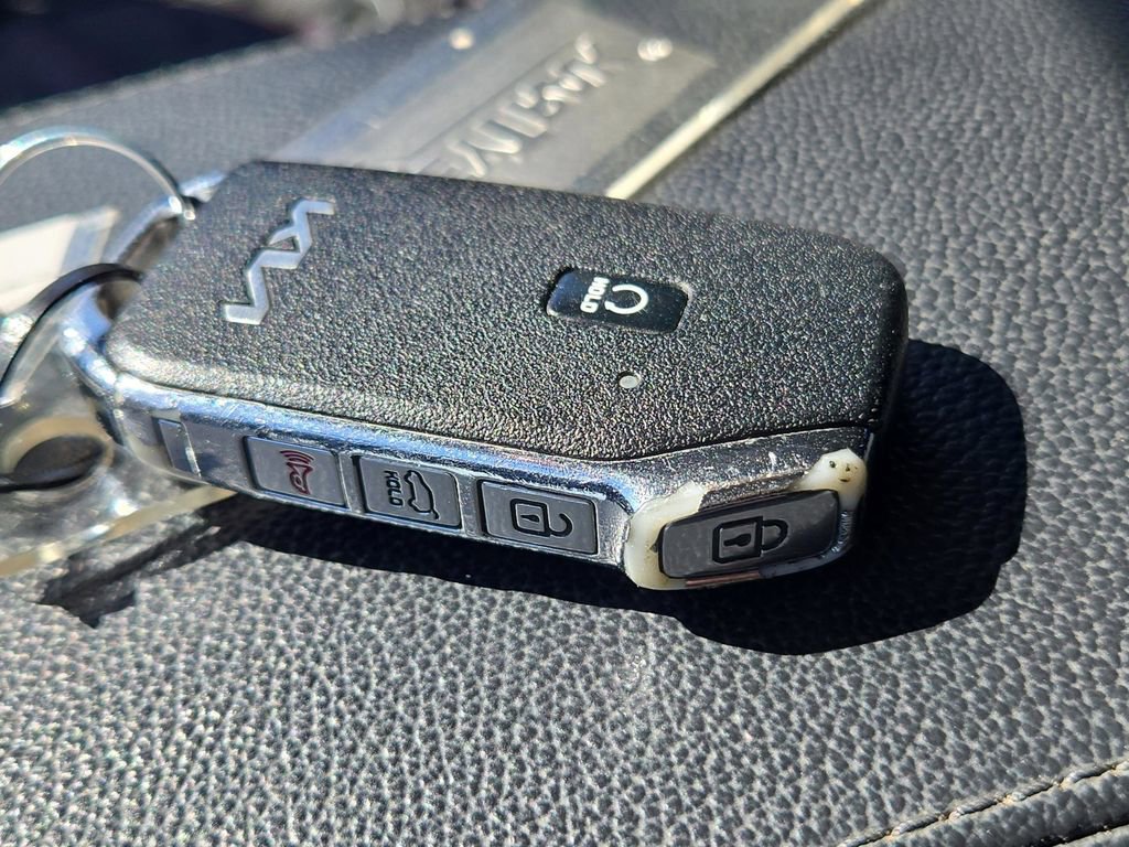 Certified 2023 Kia Sportage SX image 33