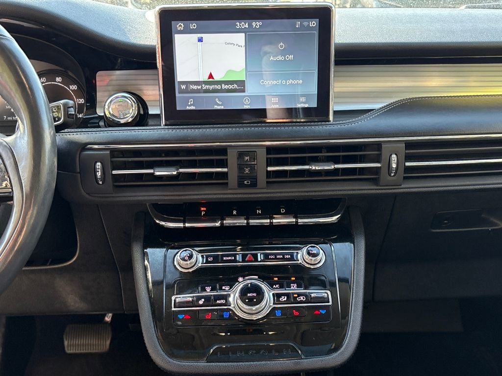 Used 2021 Lincoln Corsair AWD w/ Premium Package image 25