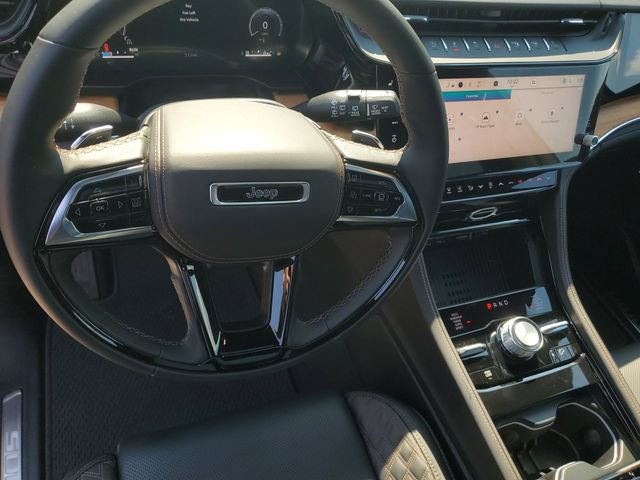 New 2026 Jeep Grand Cherokee L Summit w/ Obsidian Package AWD/4WD image 20
