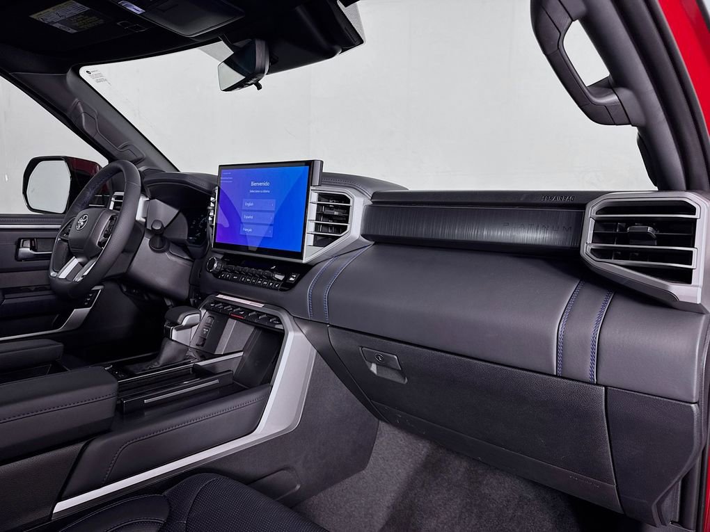 New 2025 Toyota Tundra Platinum image 29