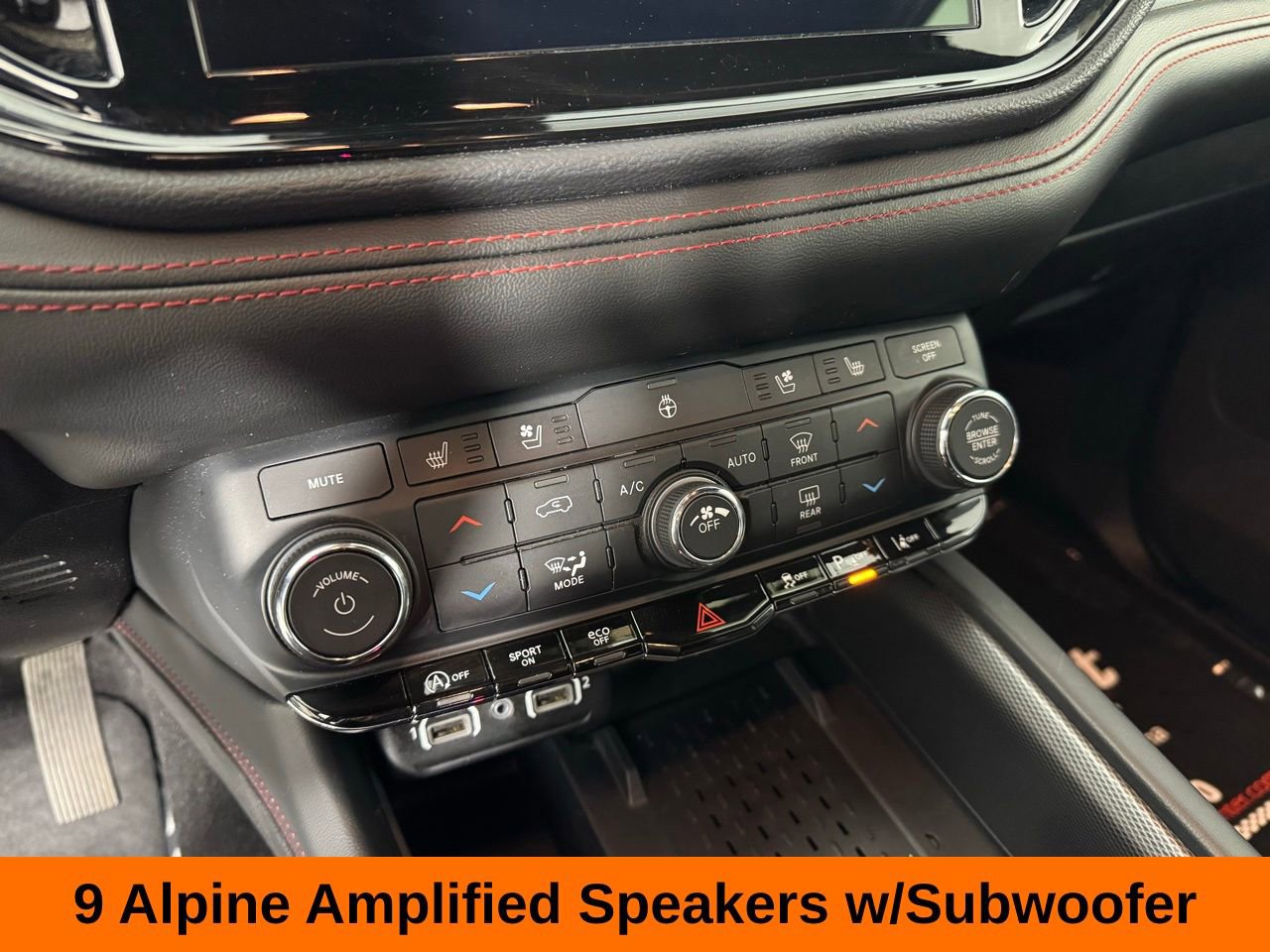 Used 2025 Dodge Durango GT image 19