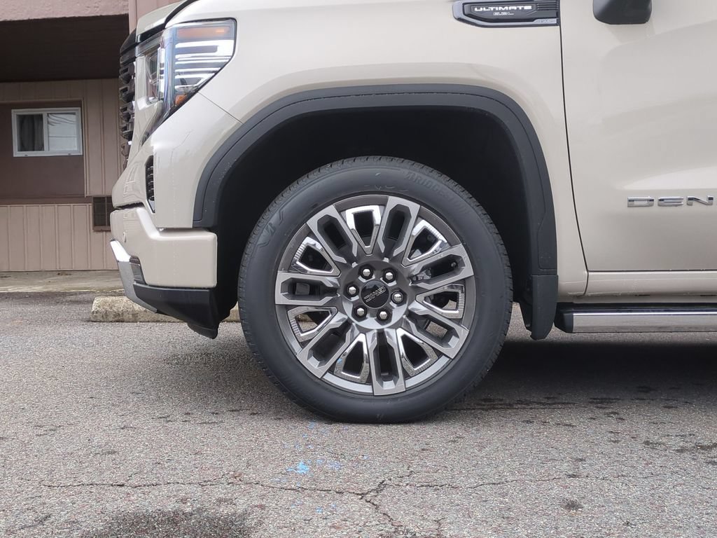 New 2026 GMC Sierra 1500 Denali Ultimate AWD/4WD image 16