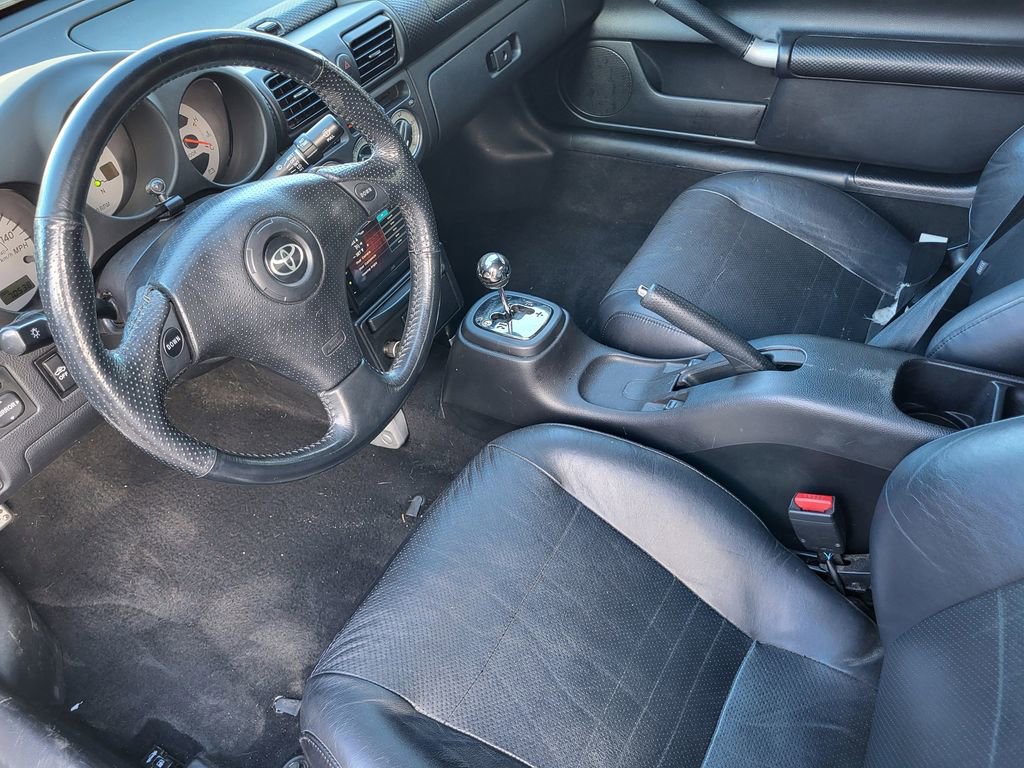 Used 2005 Toyota MR2 image 12