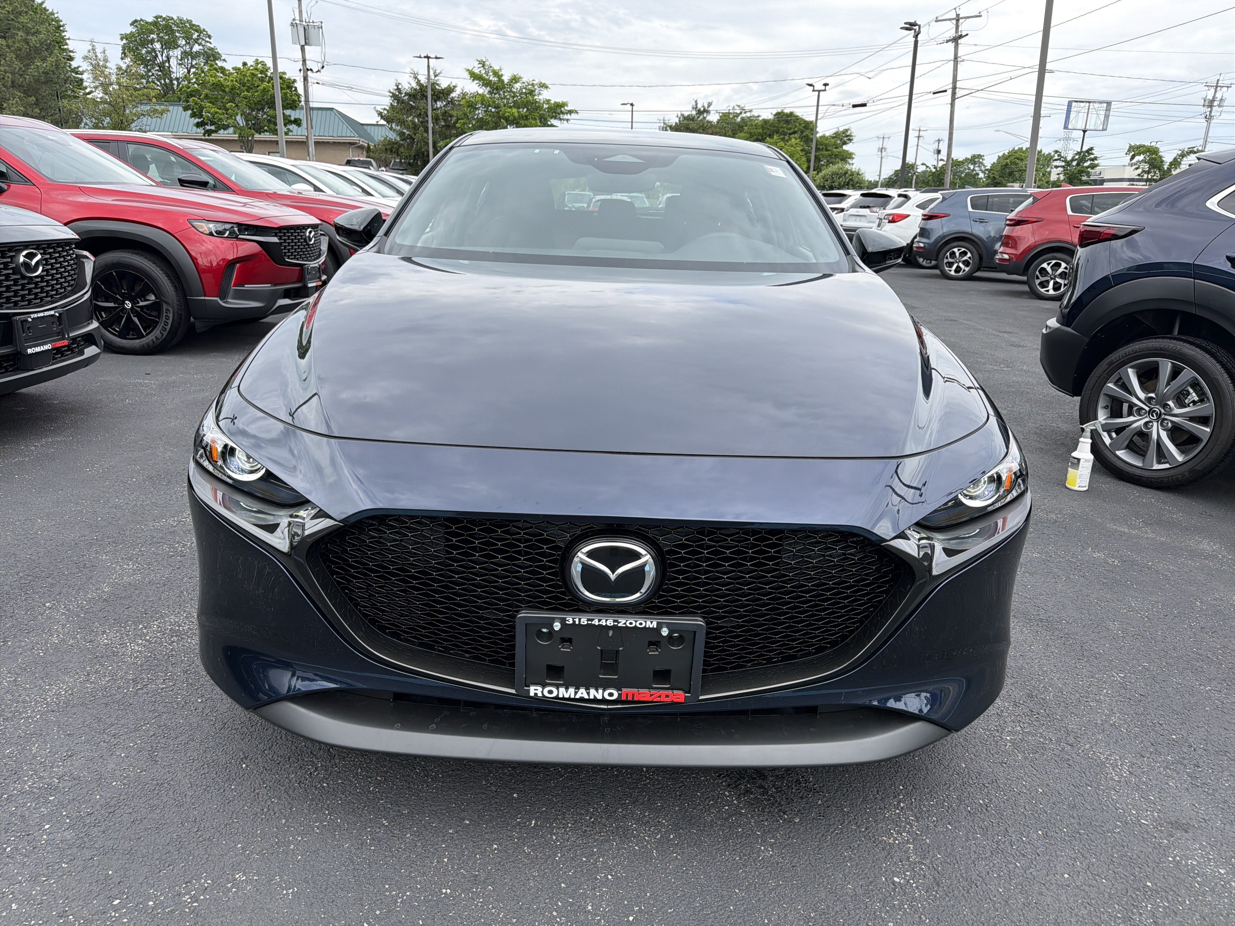Used 2024 MAZDA MAZDA3 s FWD image 3