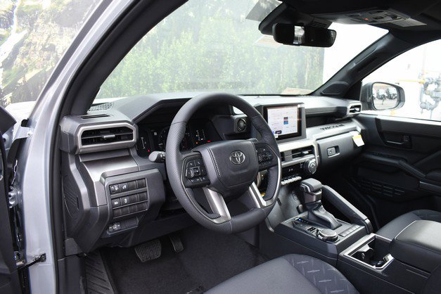 New 2025 Toyota Tacoma SR5 image 6