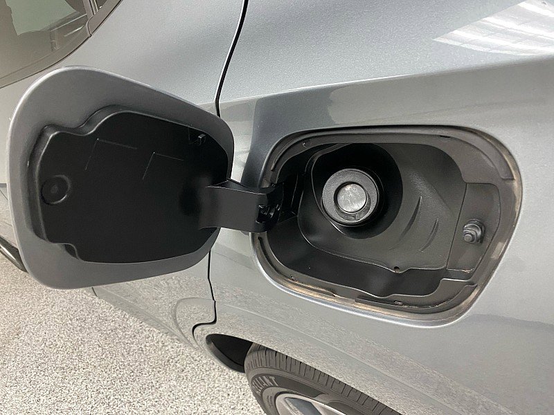 Used 2021 Buick Encore GX Essence w/ Advanced Technology Package image 27