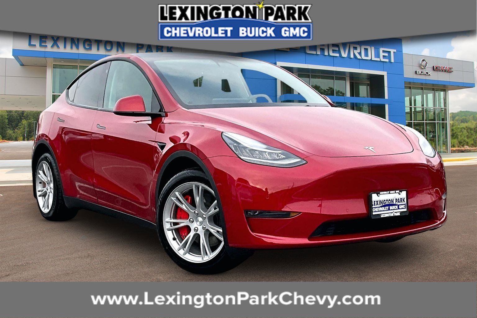 Used 2022 Tesla Model Y Long Range image 1