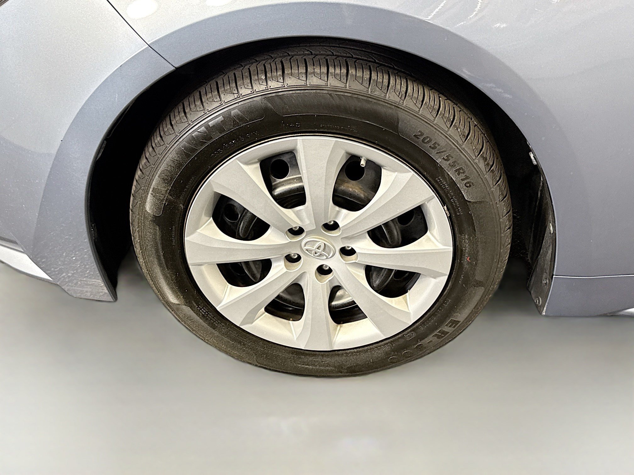 Used 2022 Toyota Corolla LE FWD image 37