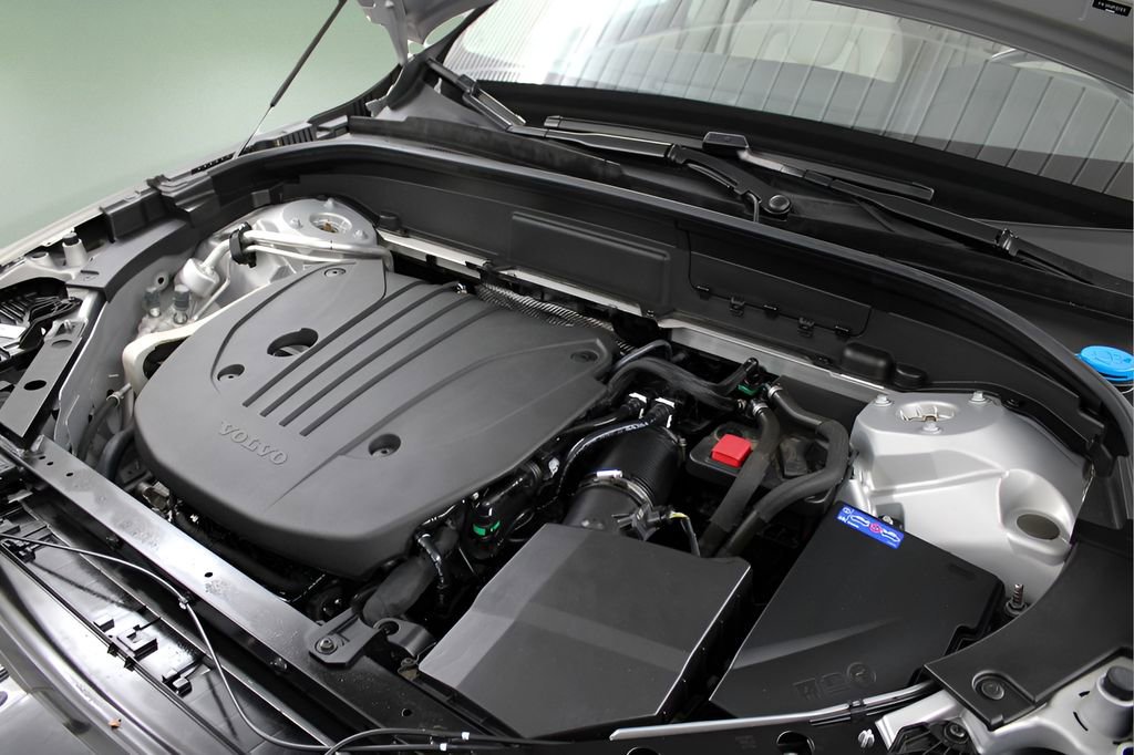 Used 2023 Volvo XC60 B5 Core w/ Climate Package AWD/4WD image 37