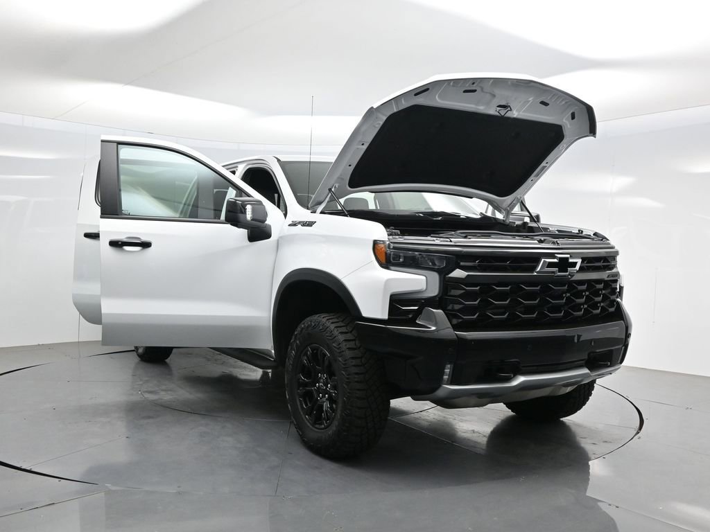Used 2025 Chevrolet Silverado 1500 ZR2 AWD/4WD image 48