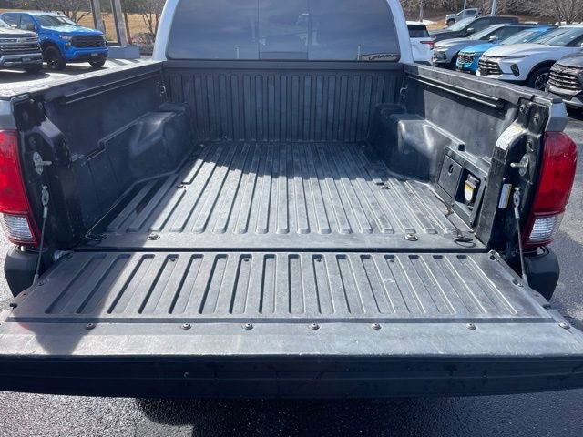 Used 2019 Toyota Tacoma TRD Off-Road AWD/4WD image 23