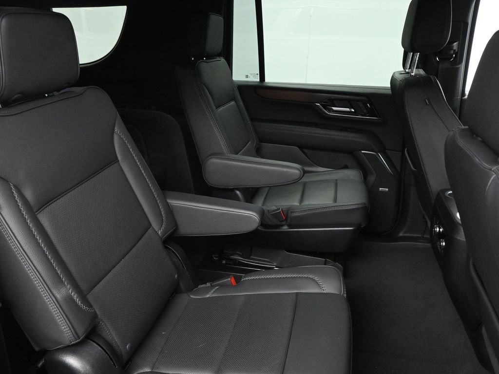 Used 2025 GMC Yukon XL Denali image 21
