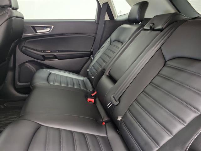 Used 2020 Ford Edge SEL w/ Cold Weather Package AWD/4WD image 10