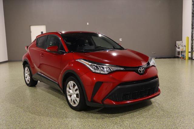 Used 2020 Toyota C-HR LE FWD image 1
