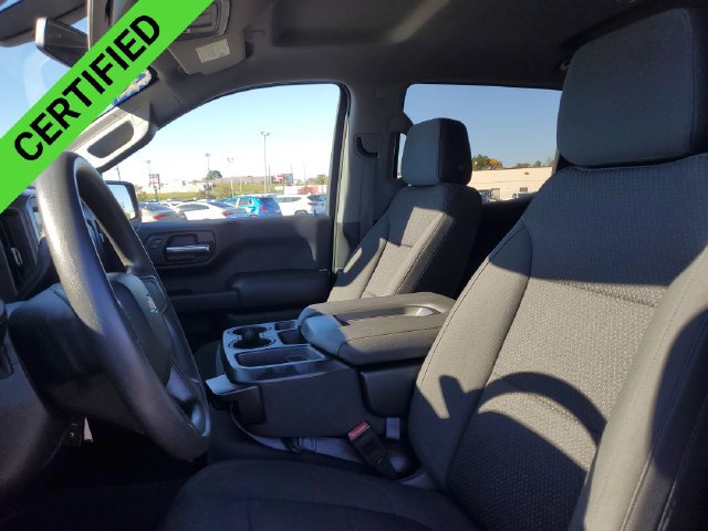 Certified 2020 Chevrolet Silverado 1500 Custom w/ Custom Value Package AWD/4WD image 6
