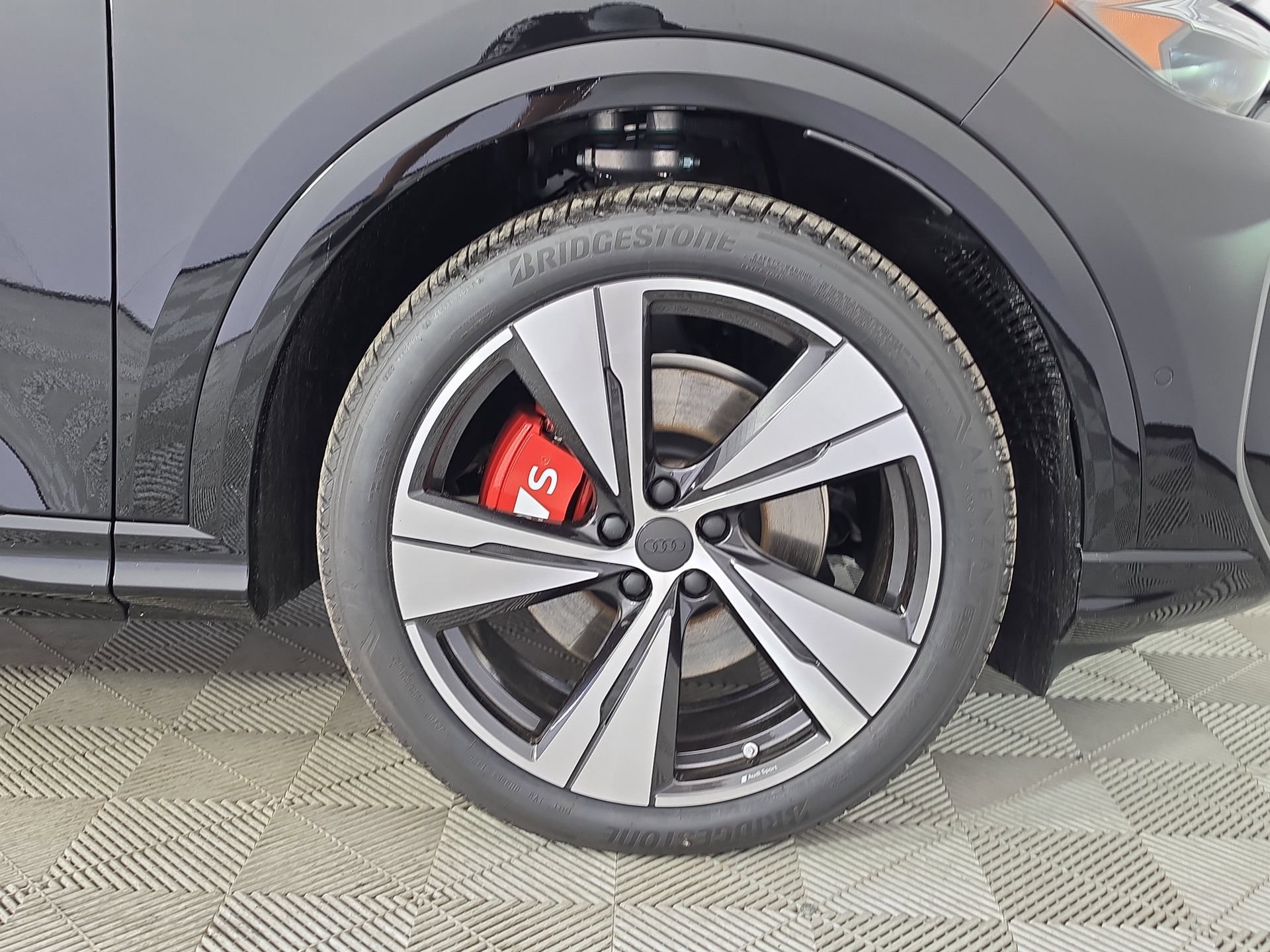 New 2026 Audi SQ5 Premium Plus AWD/4WD image 8