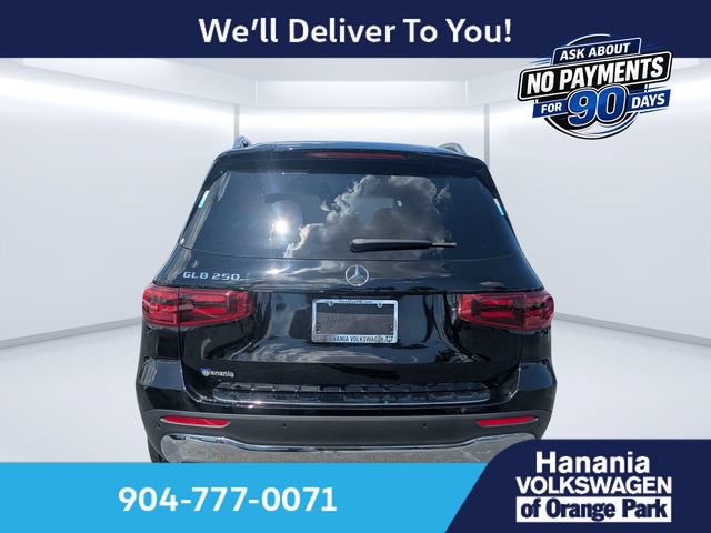Used 2025 Mercedes-Benz GLB 250 image 4