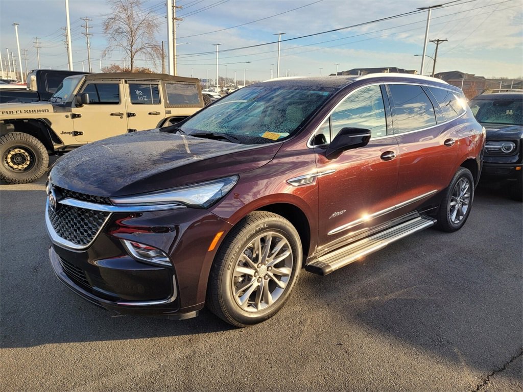 Used 2022 Buick Enclave Avenir w/ Avenir Technology Package image 3