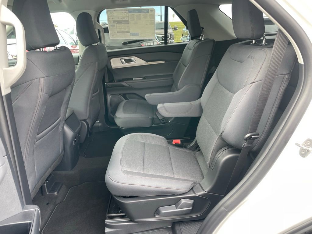 New 2026 Ford Explorer Active image 8