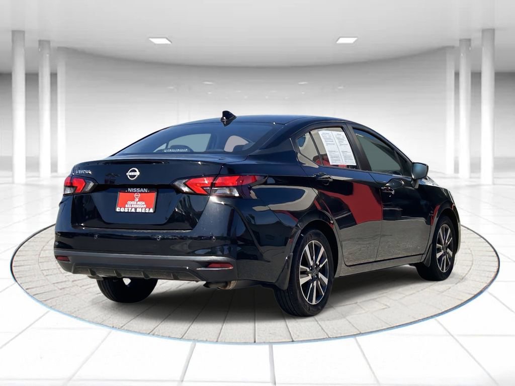 Used 2025 Nissan Versa SV w/ Trunk Package image 4