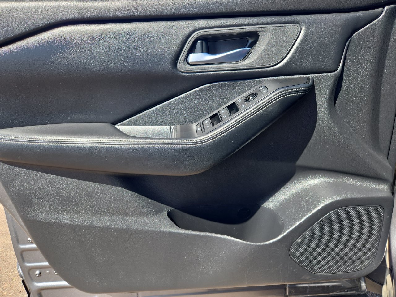 Certified 2024 Nissan Rogue SV AWD/4WD image 27