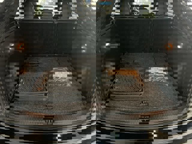 Certified 2023 Volkswagen Atlas Cross Sport SE image 9