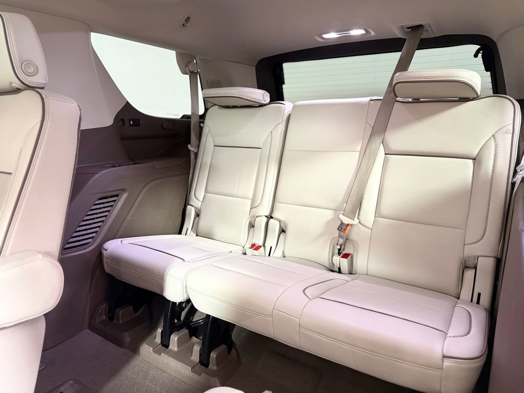 Used 2021 GMC Yukon Denali w/ LPO, Illumination Package image 22