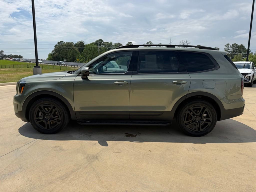 Used 2025 Kia Telluride SX Prestige X-Line AWD/4WD image 2