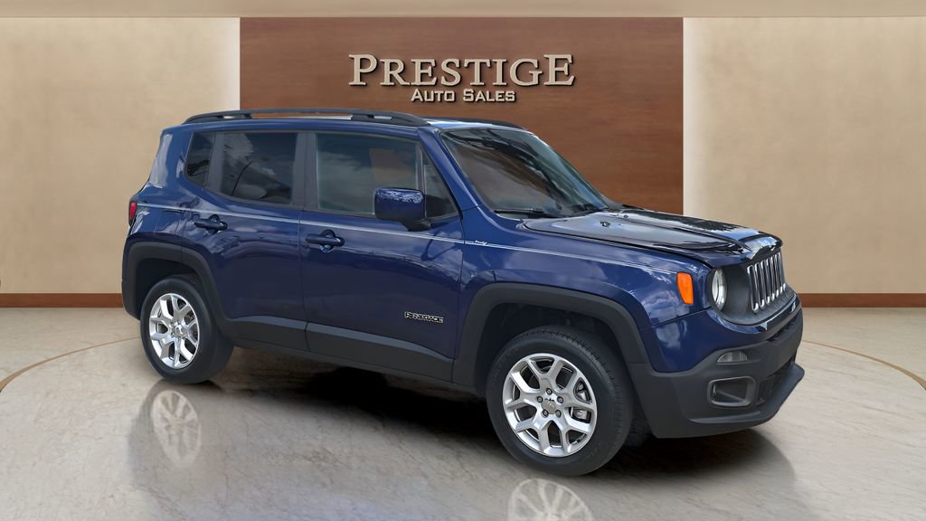 Used 2017 Jeep Renegade Latitude AWD/4WD image 35