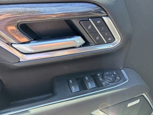 New 2026 Chevrolet Silverado 3500 High Country w/ High Country Premium Package AWD/4WD image 36
