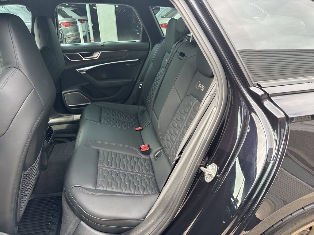 Used 2024 Audi RS 6 performance image 13