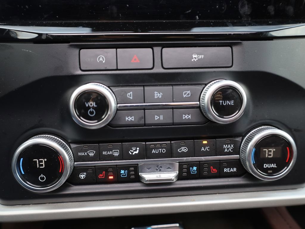 Used 2024 Ford Expedition Limited image 40