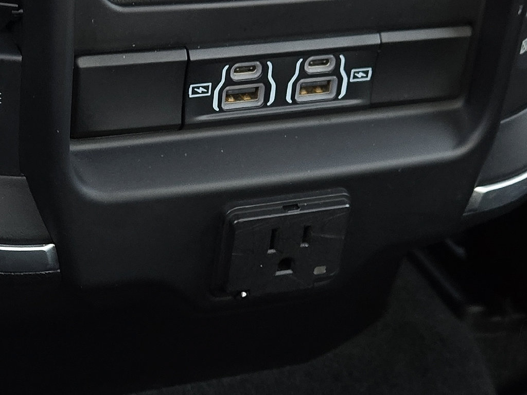 Used 2021 RAM 1500 Big Horn AWD/4WD image 9