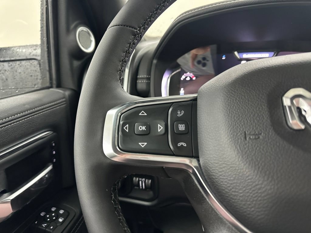 New 2026 RAM 3500 Laramie AWD/4WD image 40