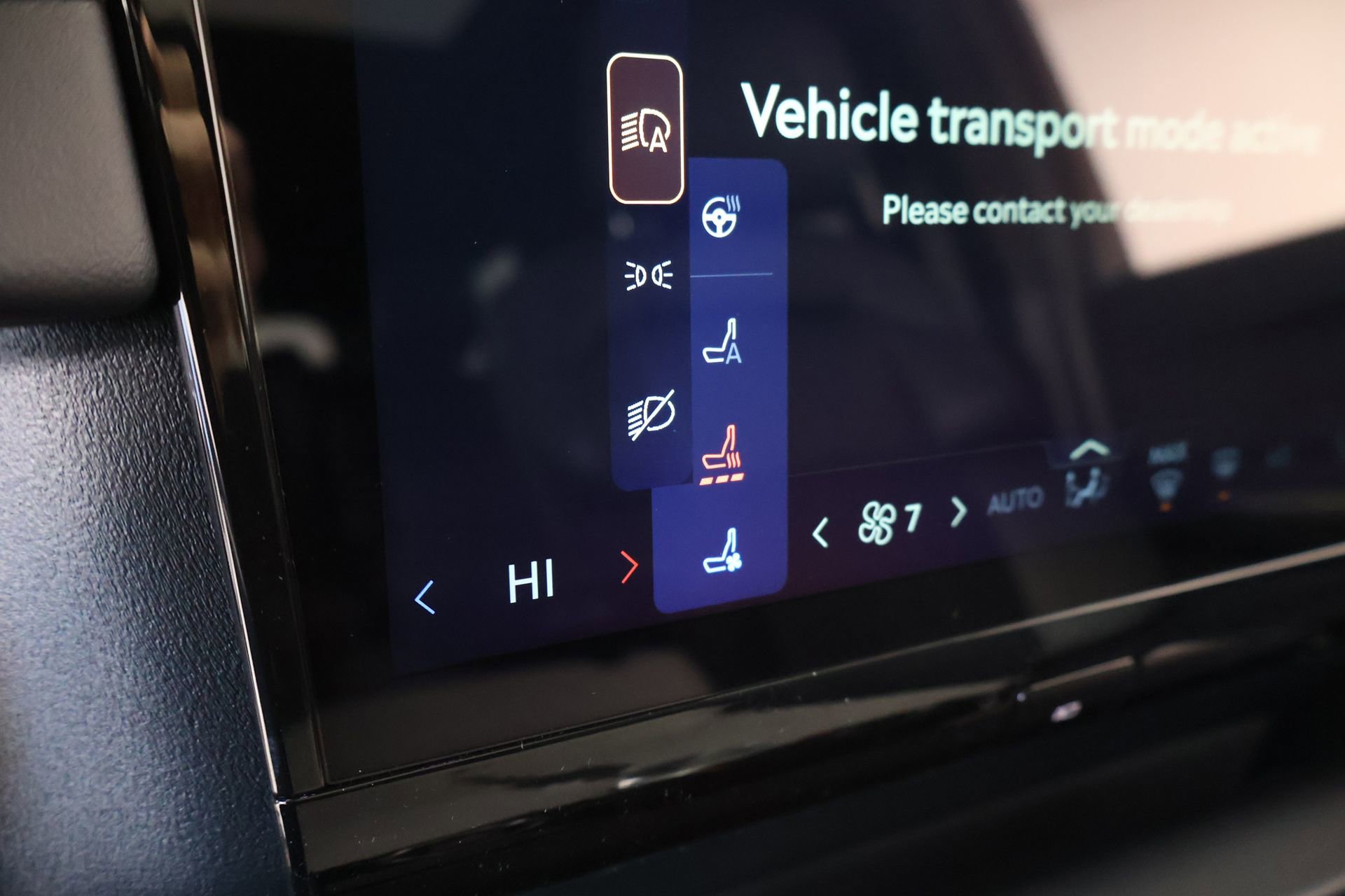 New 2026 Lincoln Navigator Reserve w/ Jet Appearance Package image 7